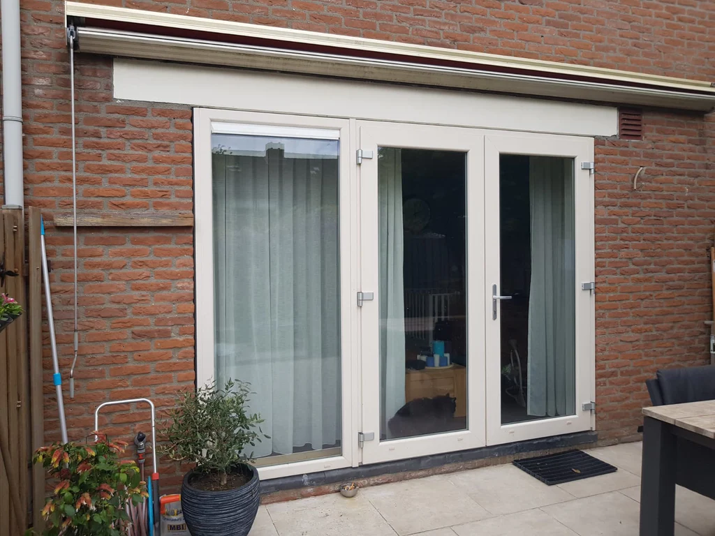 kunststof tuindeuren