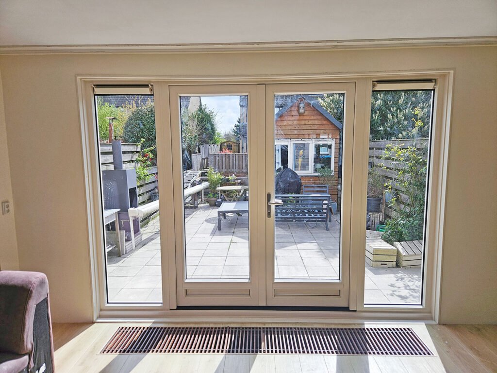 kunststof tuindeuren